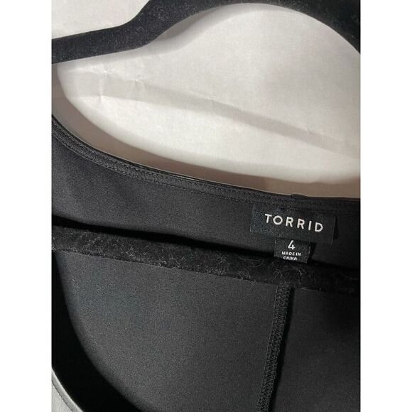 Torrid Womens Dress Faux Leather Black Plus 4 Sleeveless Fit & Flare Midi Length - Picture 2 of 9